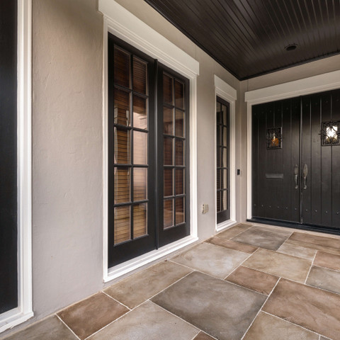 Brown grey entryway Carvestone overlay hardscape pattern