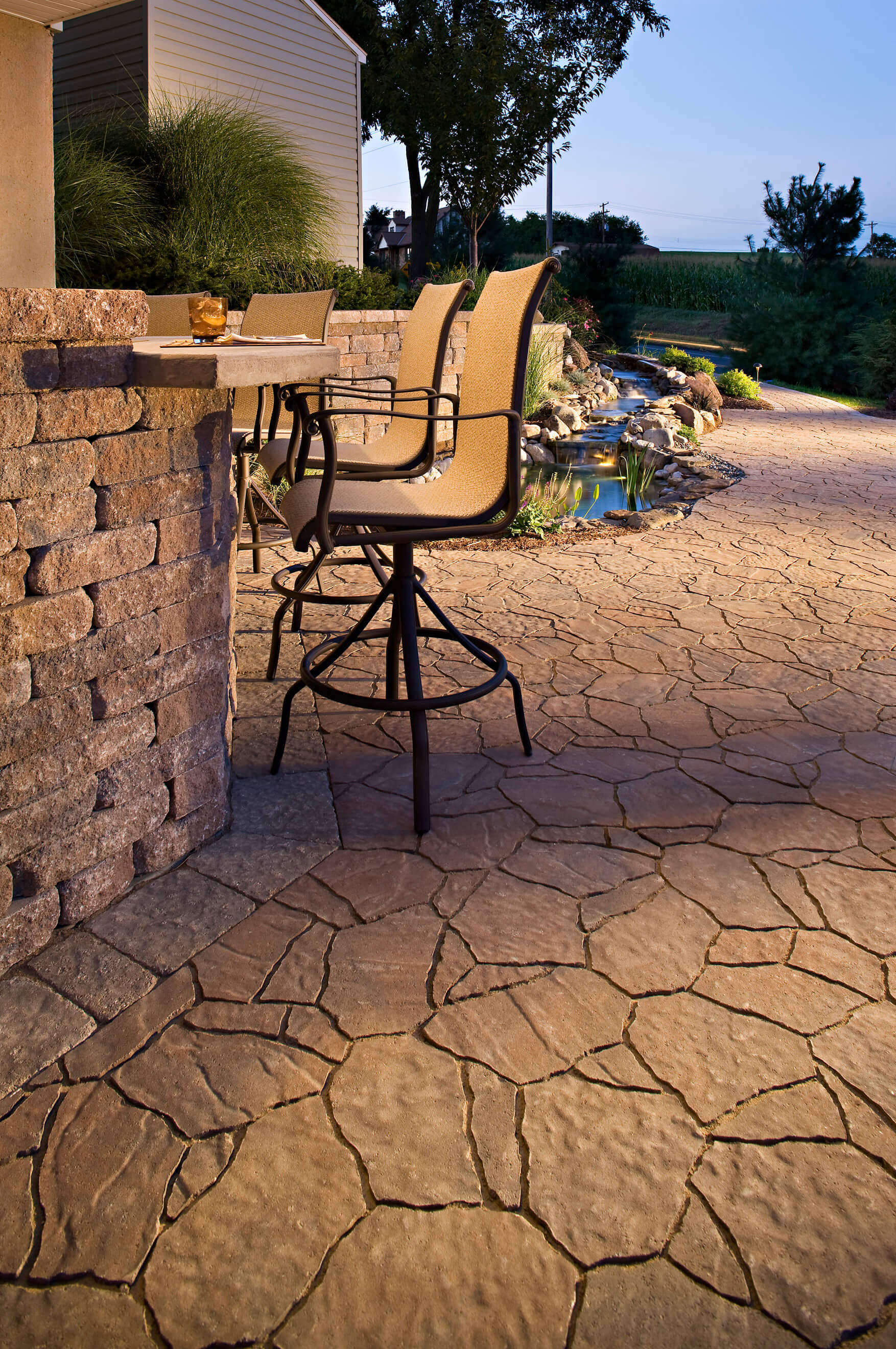 Outdoor kitchen hardscape stone paver durable custom in Katy Texas