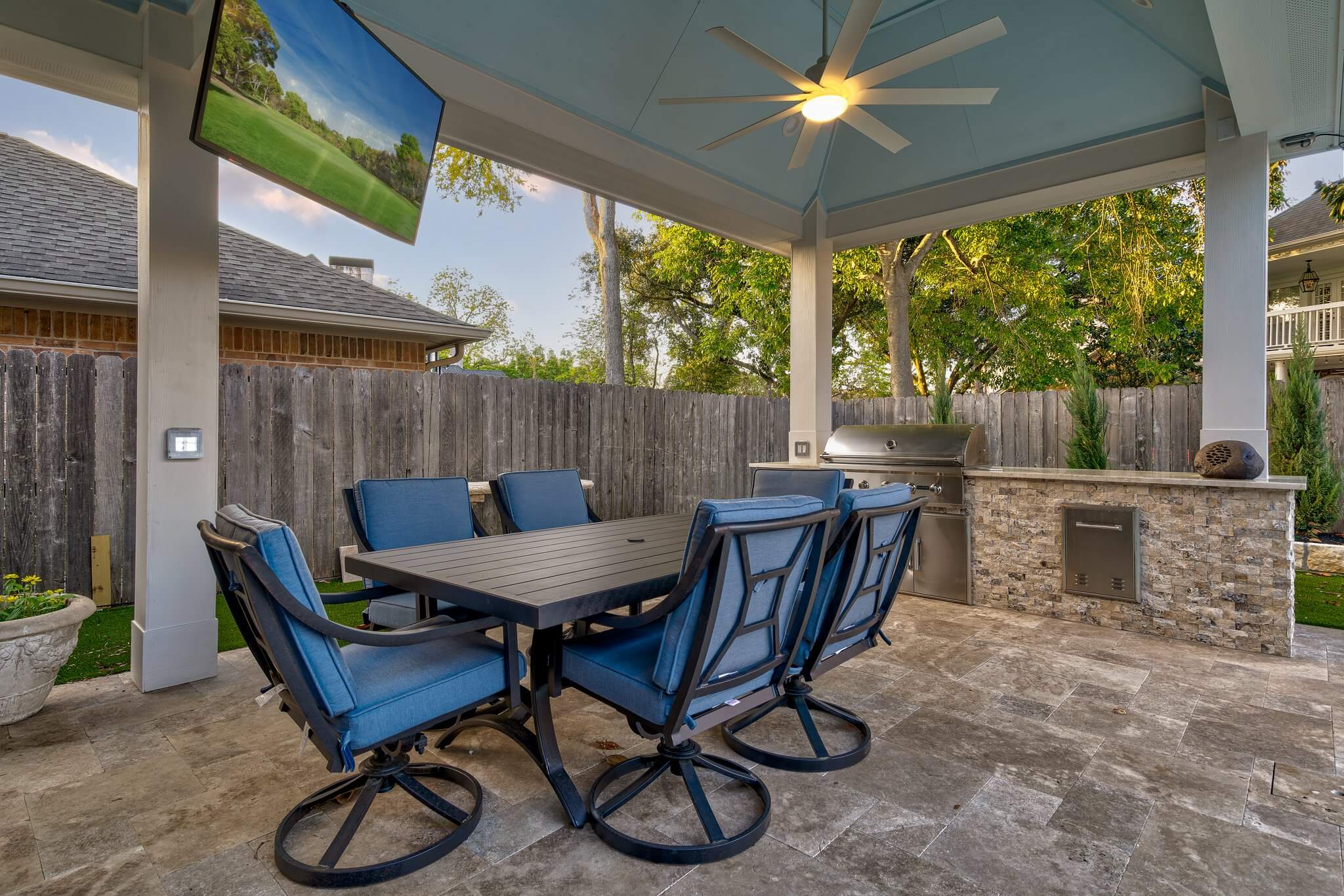 travertine paver hardscape outdoor living room patio backyard