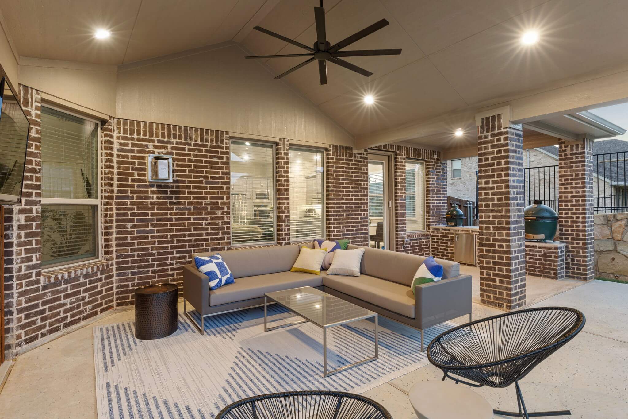 outdoor living room patio sitting area