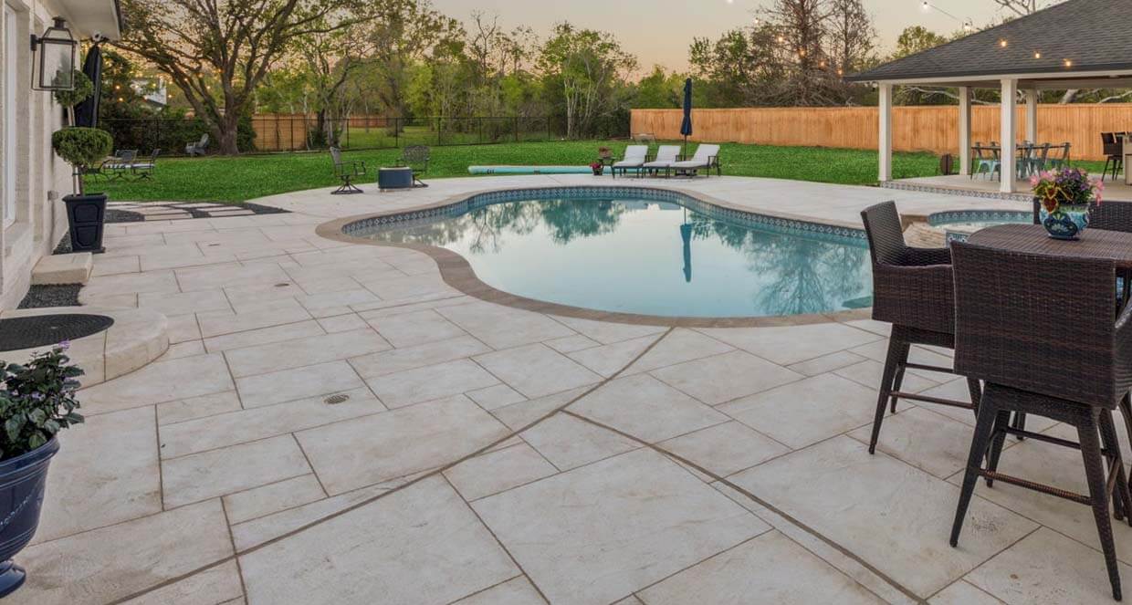 pool deck carvestone overlay decorative concrete backyard patio