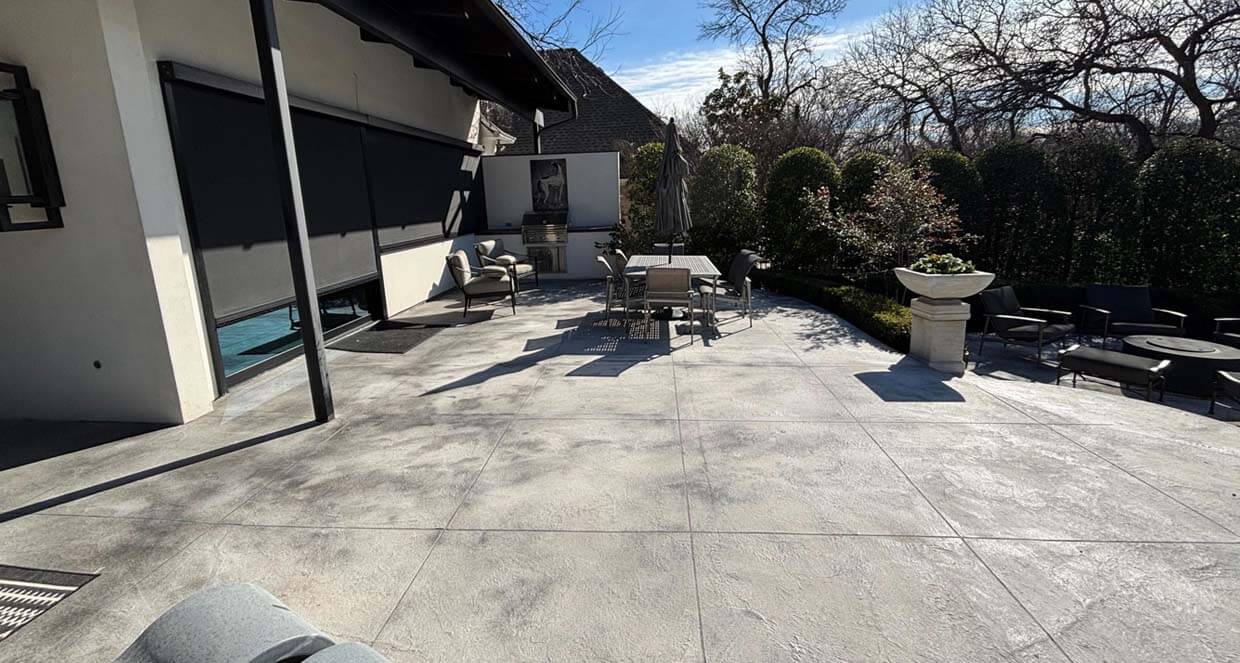 patio hardscape pavers stonework backyard