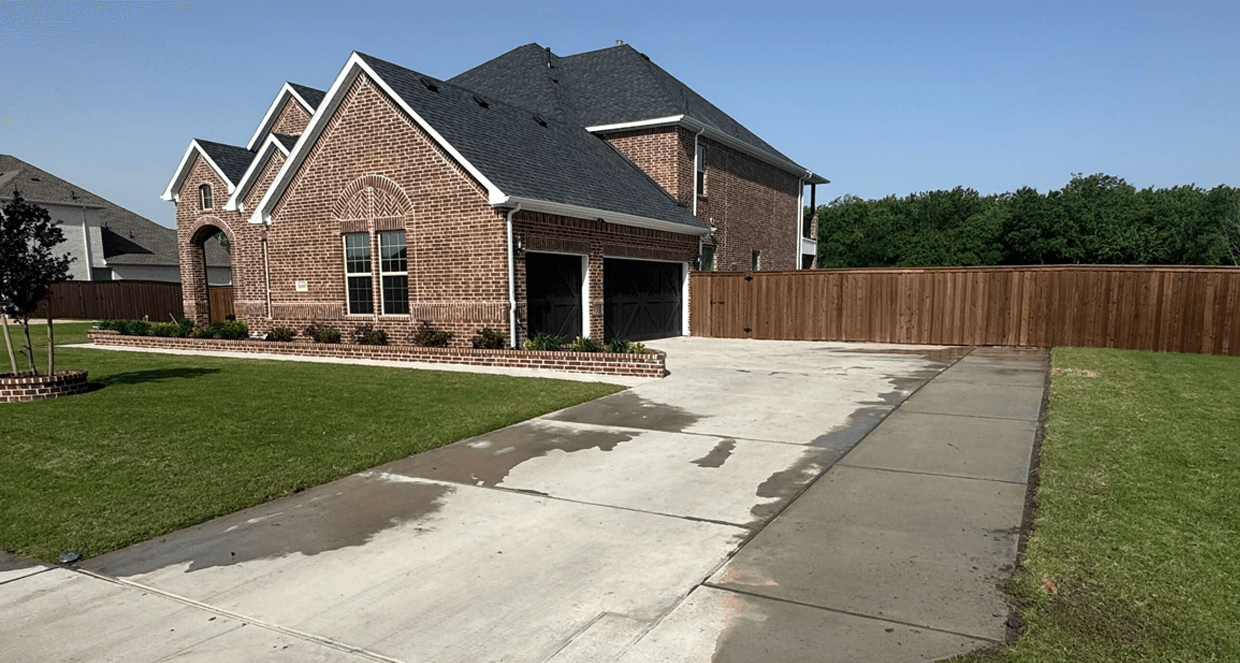 carvestone overlay driveway and front walkway patio