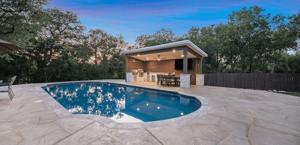 patio cover outdoor kitchen carvestone overlay pool deck pool remodel