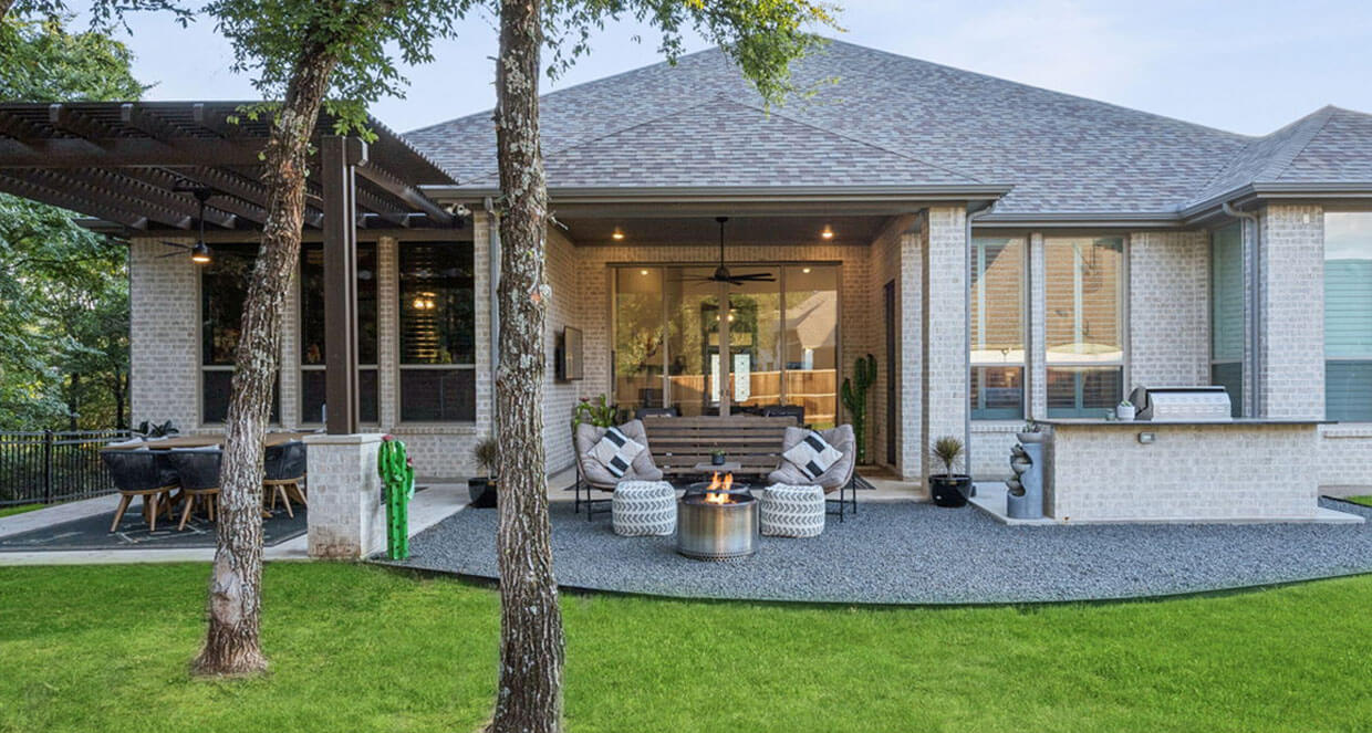 aluminum pergola outdoor kitchen blackstar gravel carvestone