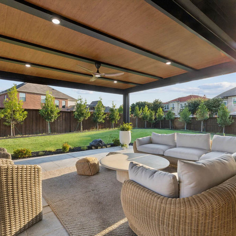 4k patio cover with carvestone overlay patio motorized screens
