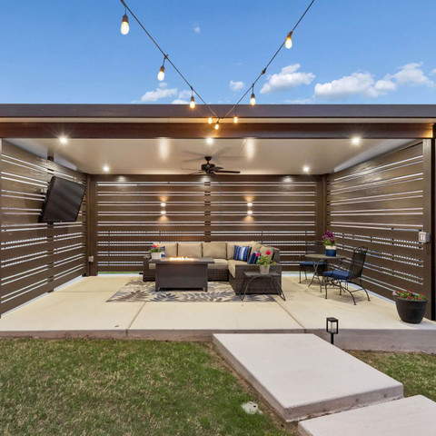 aluminum patio cover privacy wall and concrete patio