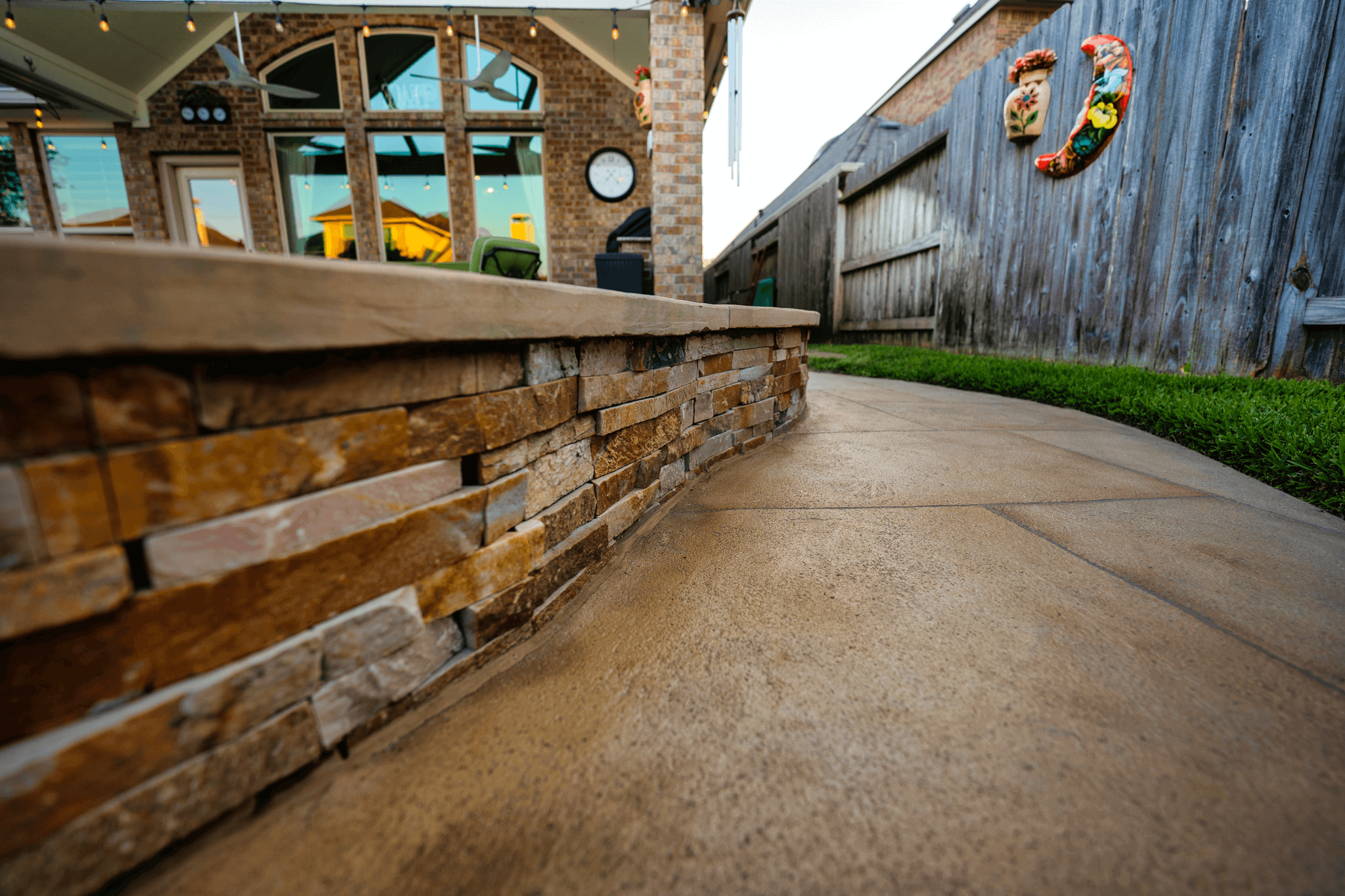 Handcarved carvestone overlay product Texas patio hardscape design