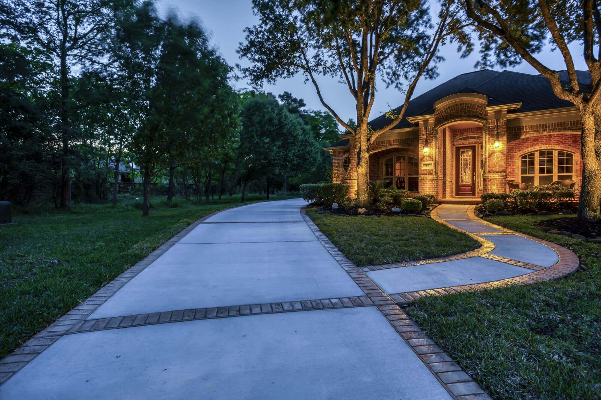 New concrete pour driveway brick border design walkway