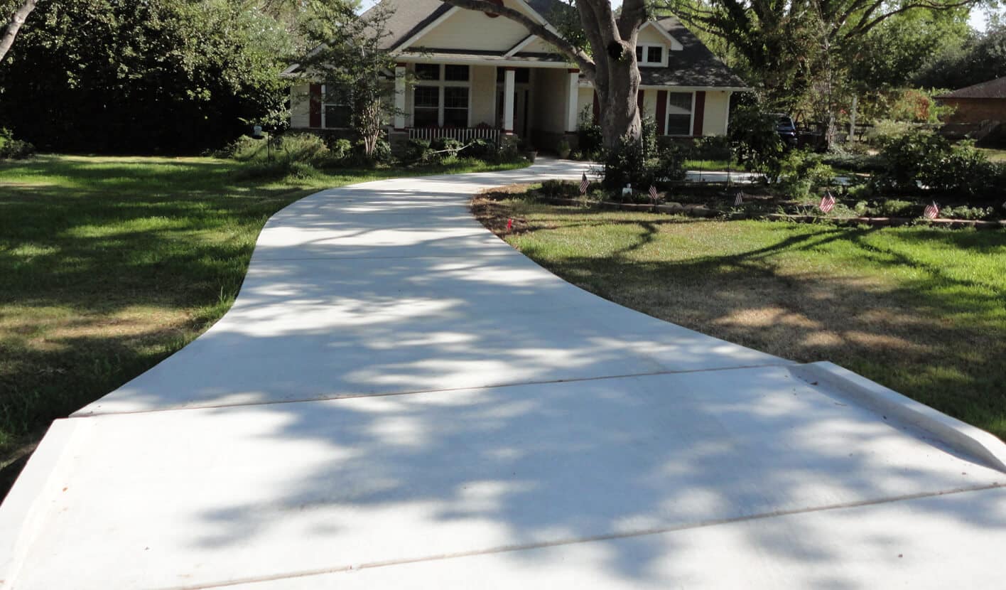 ConcreteDriveway-1-459c2554f2f51fadea675f8b7a5d7fc3 (1)