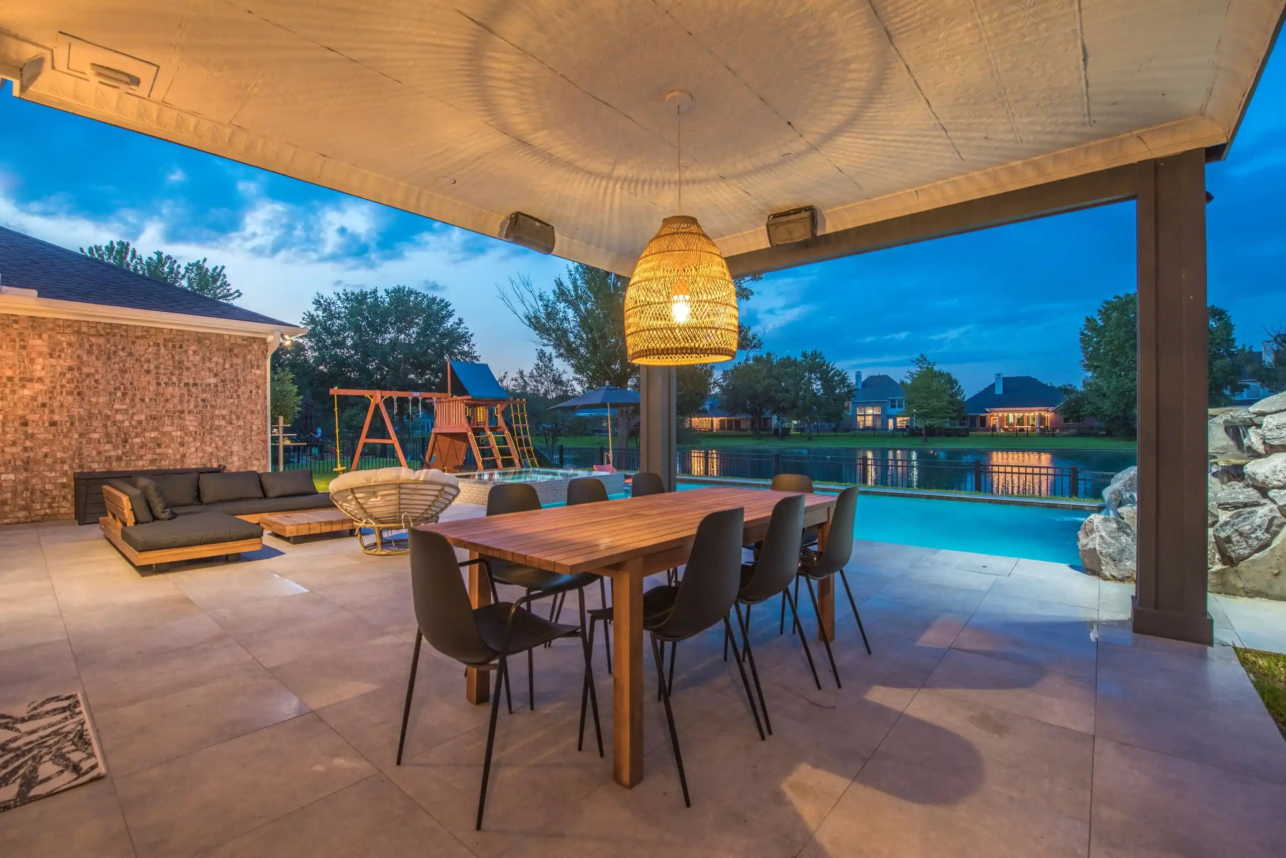 texas poolside patio with porcelain tile and outdoor dining area, allied outdoor solutions