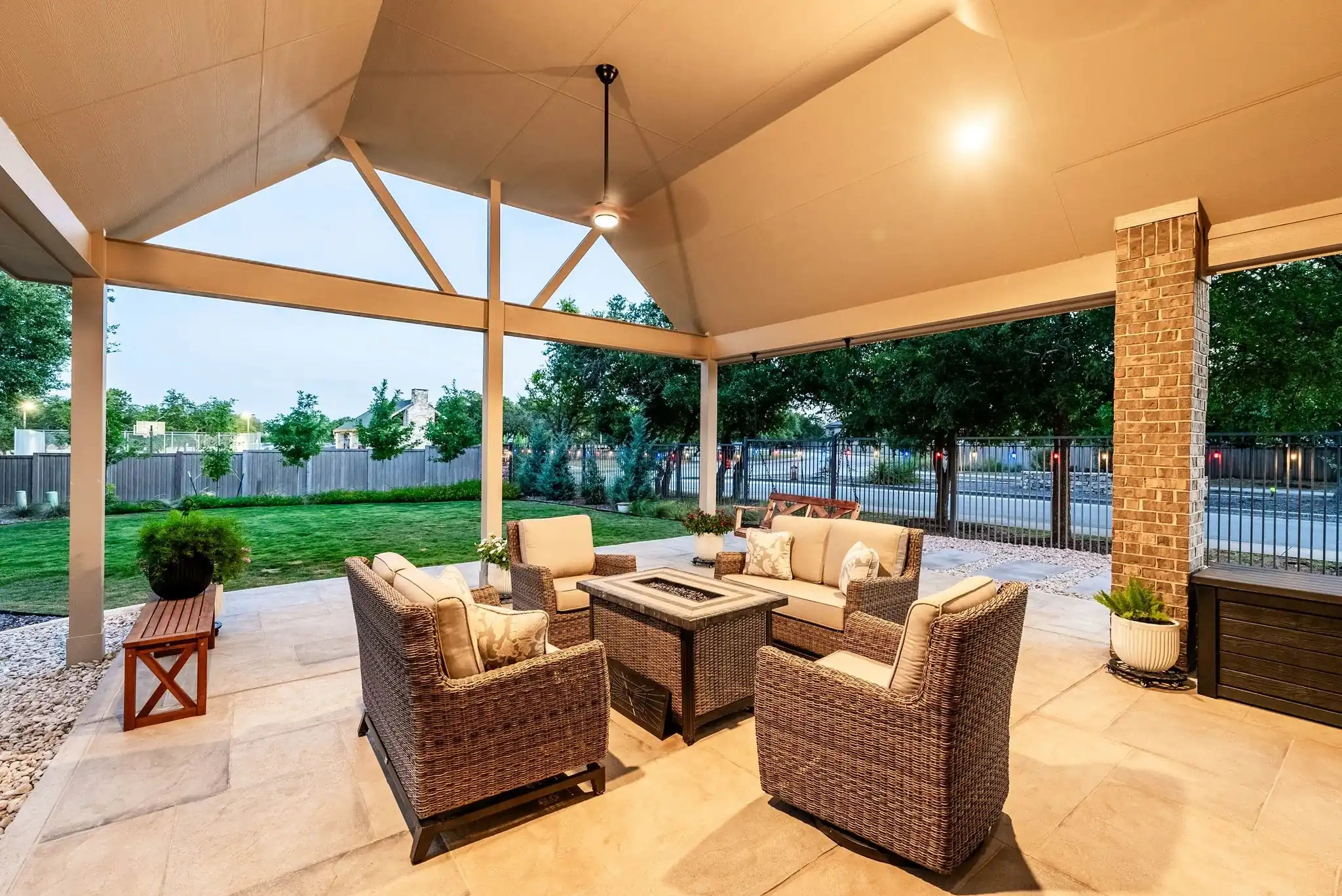 outdoor living room design in san antonio, allied outdoor solutions