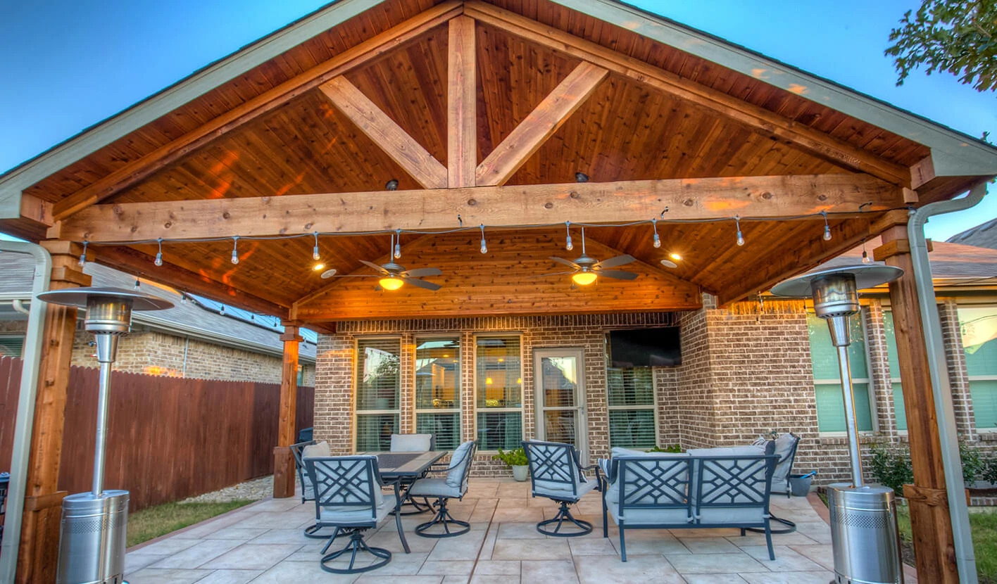 ambient lighting and smart lighting features in outdoor living room, allied outdoor solutions