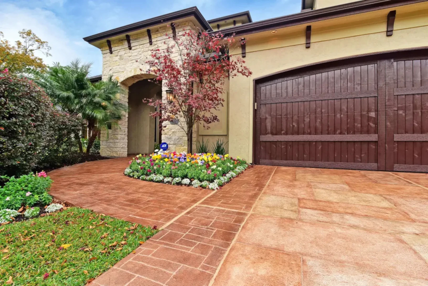 carvestone concrete paver design for front walkway in texas residence